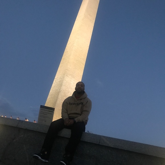 Meet your Posher, Jonathan - Picture 1 of 1